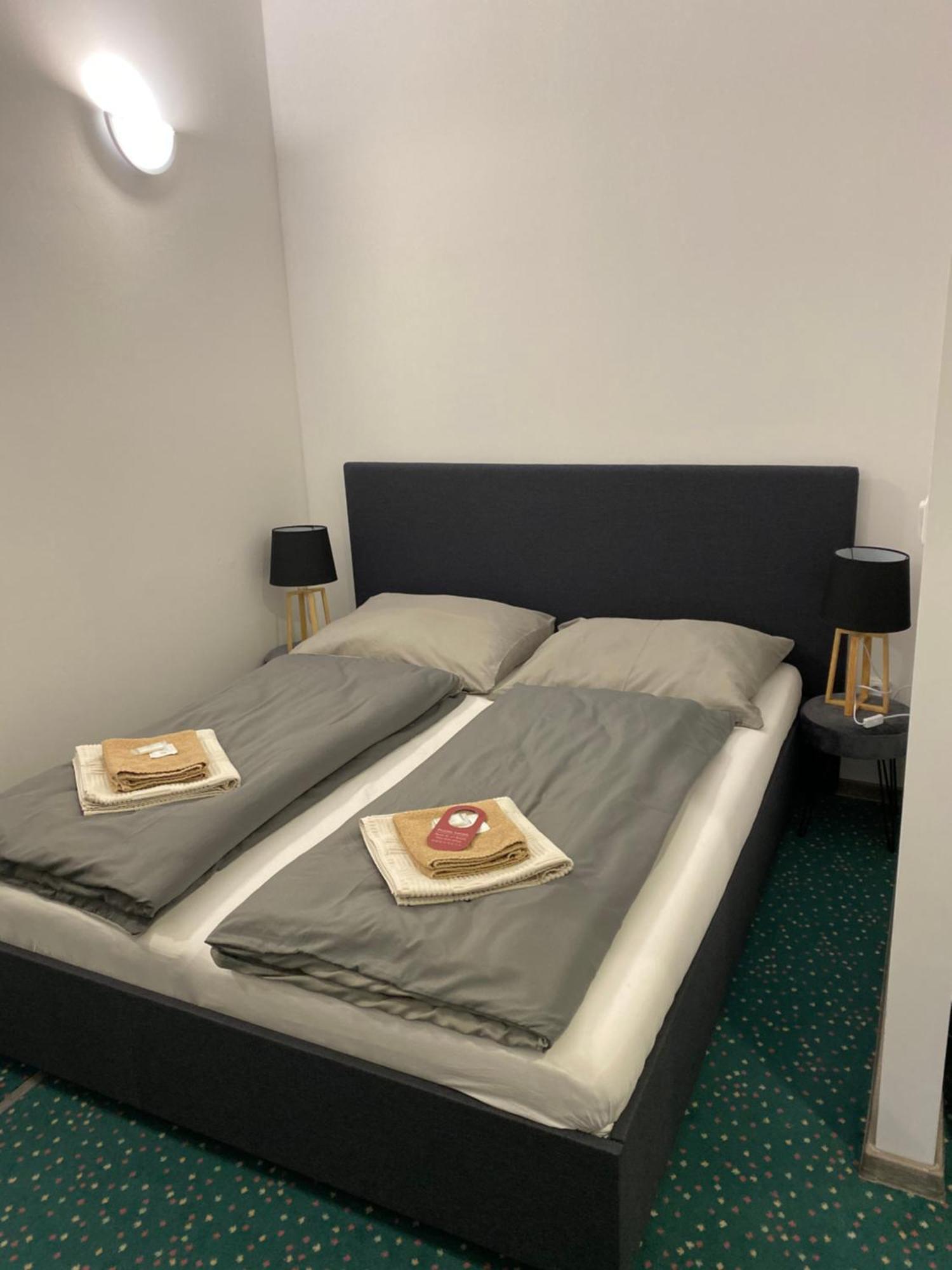Apartmán Studia Maxim Frýdek-Místek Exteriér fotografie